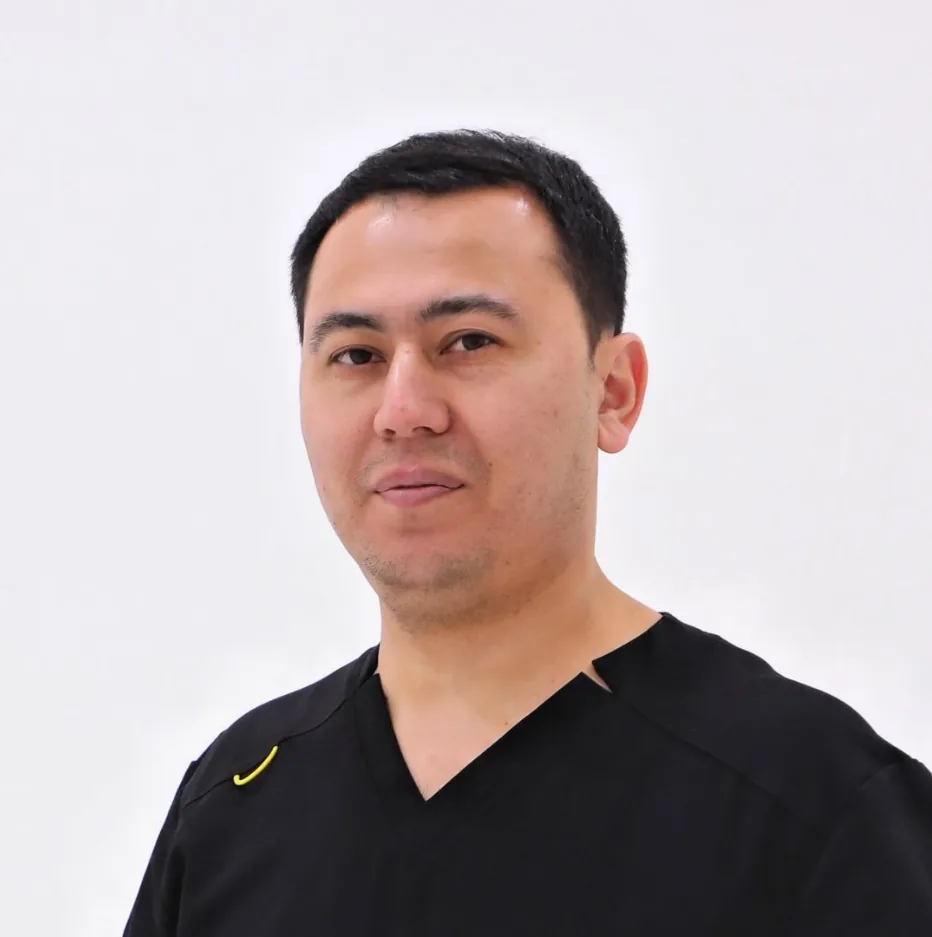 Stomatolog Mirzohid Mirzayev portreti